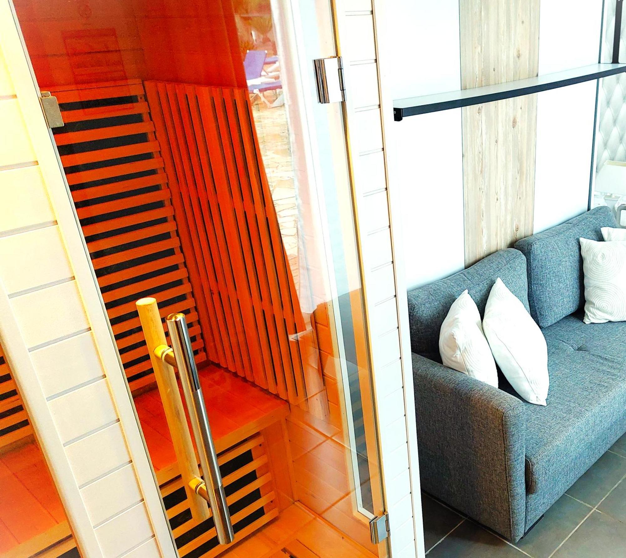 Hotel Les Jardins De Bormes, Sauna & Jacuzzi Eksteriør billede