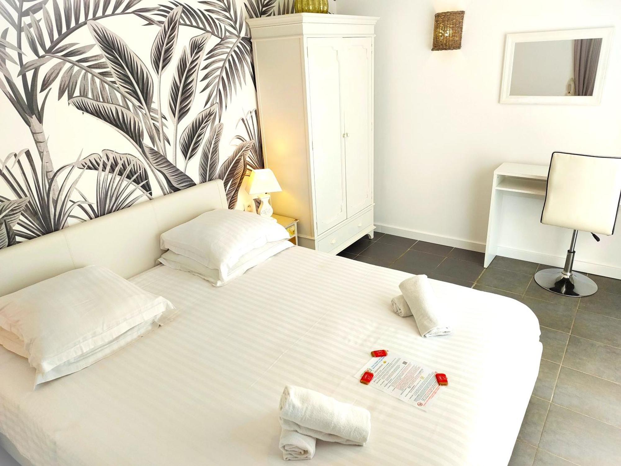 Hotel Les Jardins De Bormes, Sauna & Jacuzzi Værelse billede