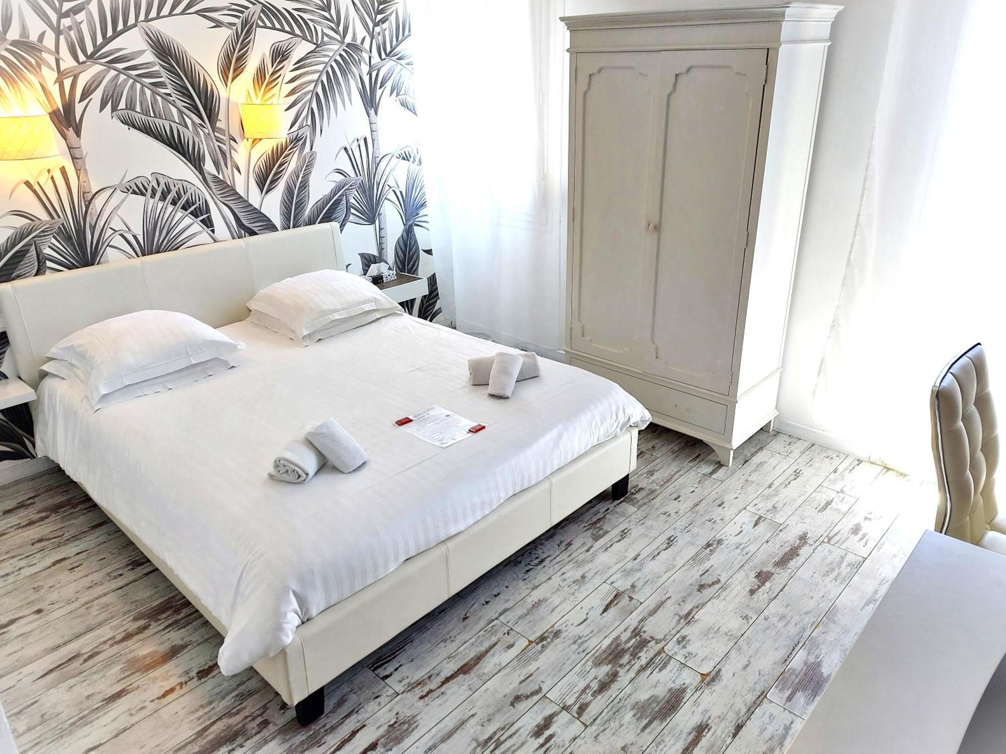 Hotel Les Jardins De Bormes, Sauna & Jacuzzi Værelse billede